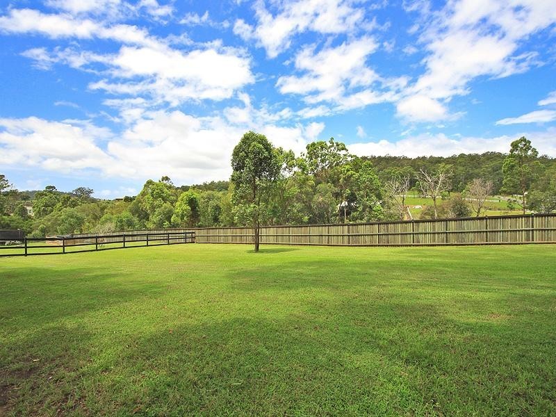 41 Lagoon Park Drive, Maudsland QLD 4210