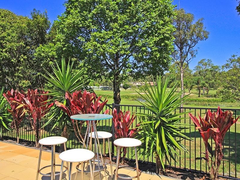 48 Lismore Drive, Helensvale QLD 4212