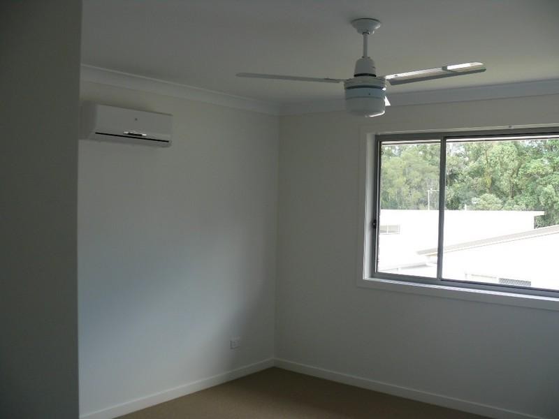 35 Kingsford Drive, Upper Coomera QLD 4209