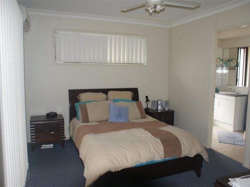 20 Bedroff Street, Upper Coomera QLD 4209