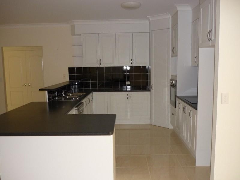 4 Wendy Court, Upper Coomera QLD 4209