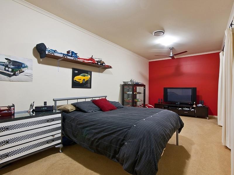 17 Observatory Drive, Reedy Creek QLD 4227