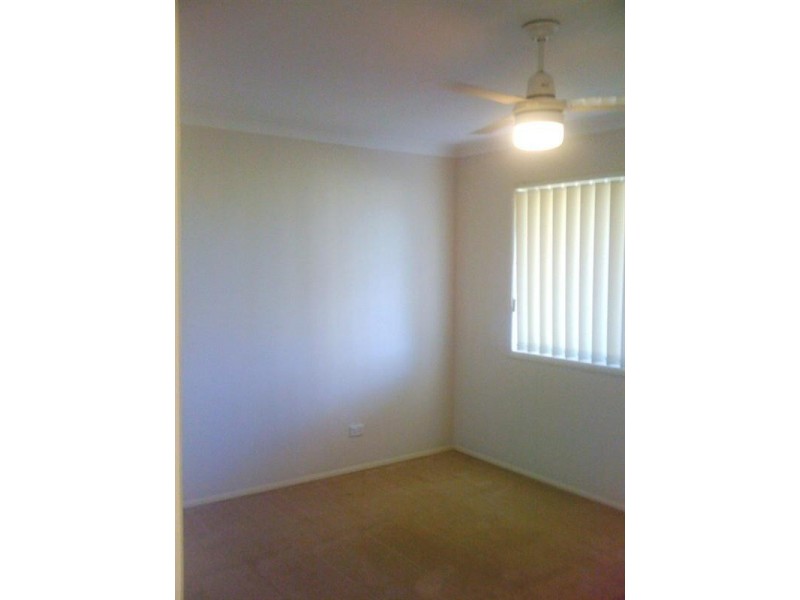 19/2 Bos Drive, Coomera QLD 4209