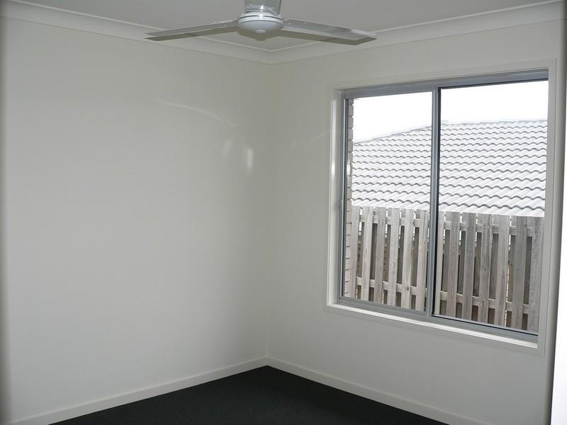 4 Reagan Close, Pimpama QLD 4209