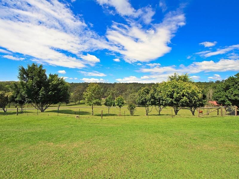 232 Rosemount Drive, Willow Vale QLD 4209