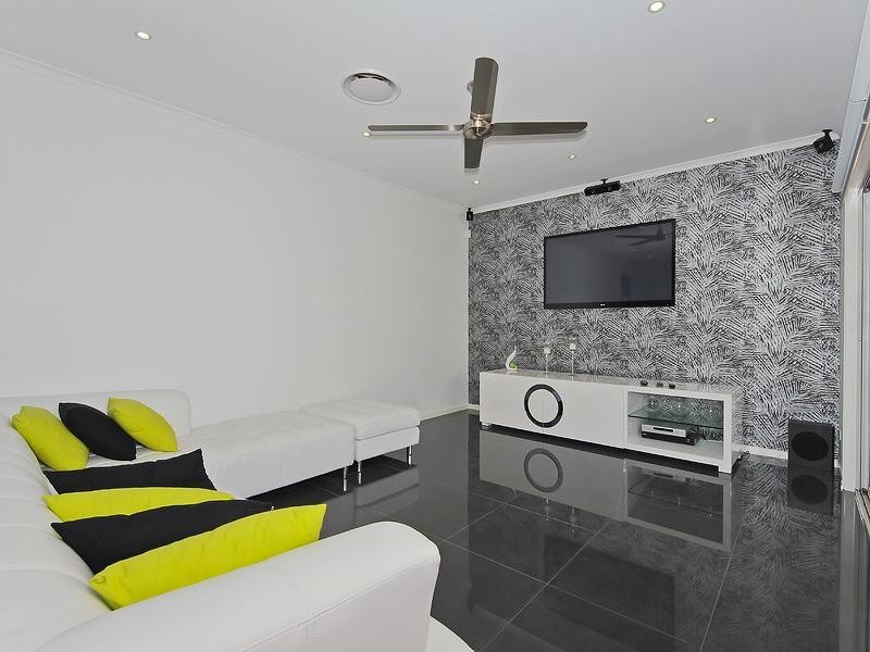 7 Peafowl Street, Upper Coomera QLD 4209