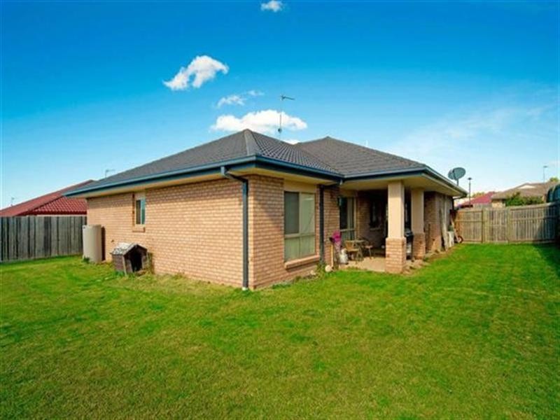 9 Rosefinch Street, Upper Coomera QLD 4209