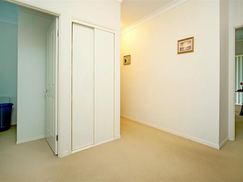 9 Rosefinch Street, Upper Coomera QLD 4209