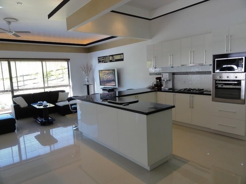 10 Greenacre Way, Maudsland QLD 4210