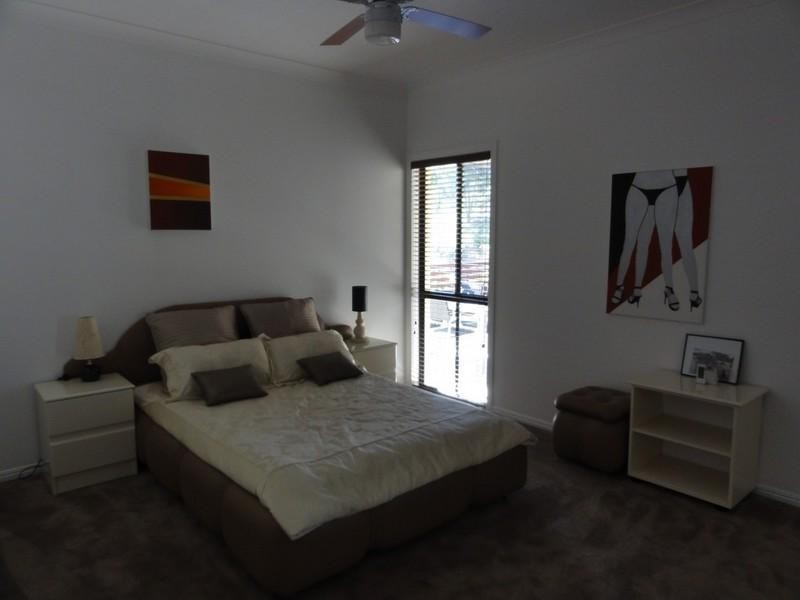 10 Greenacre Way, Maudsland QLD 4210