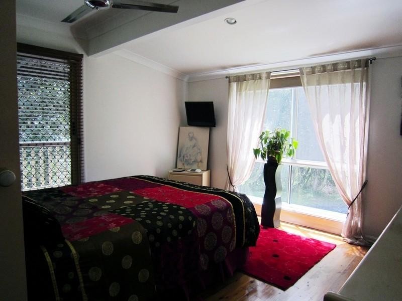 84 Chesterton Road, Guanaba QLD 4210