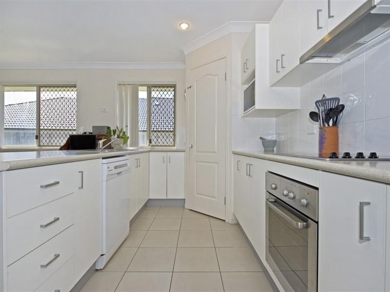 37 Goldcrest Drive, Upper Coomera QLD 4209