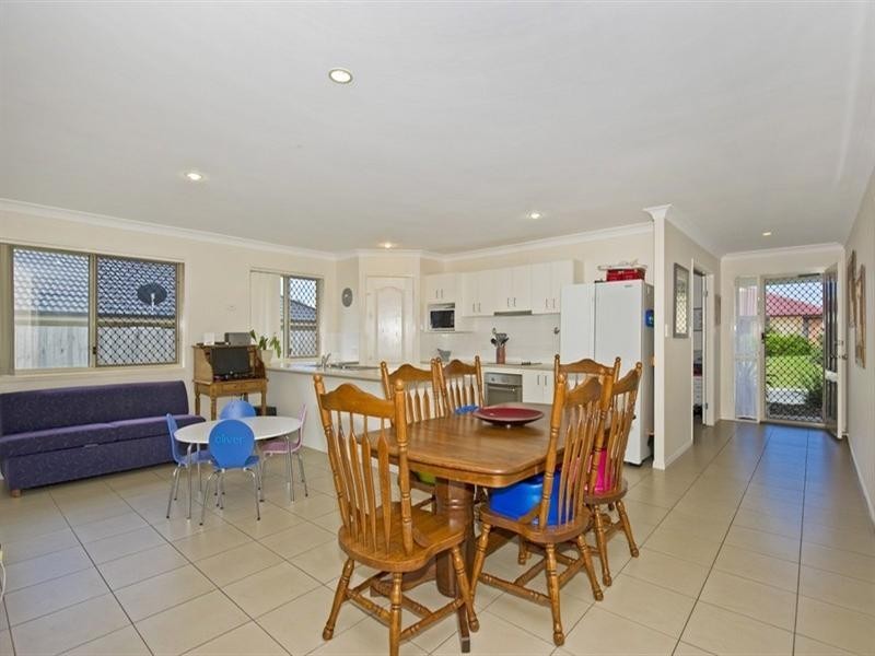 37 Goldcrest Drive, Upper Coomera QLD 4209