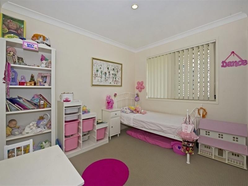 37 Goldcrest Drive, Upper Coomera QLD 4209