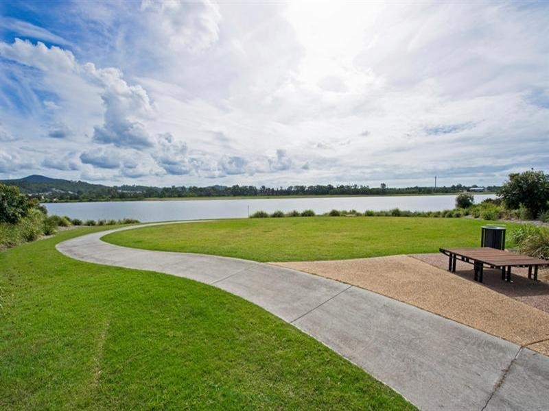 50 Regatta Avenue, Oxenford QLD 4210