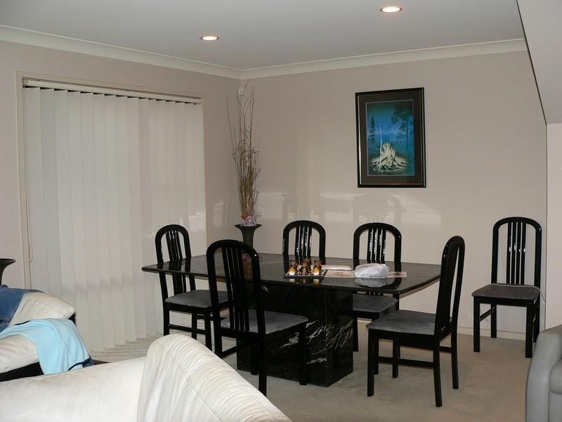 2/23 Santa Barbara Road, Hope Island QLD 4212