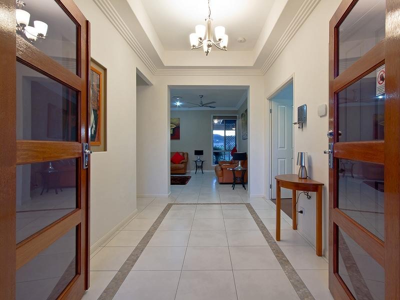 8 Rushcutter Avenue, Oxenford QLD 4210