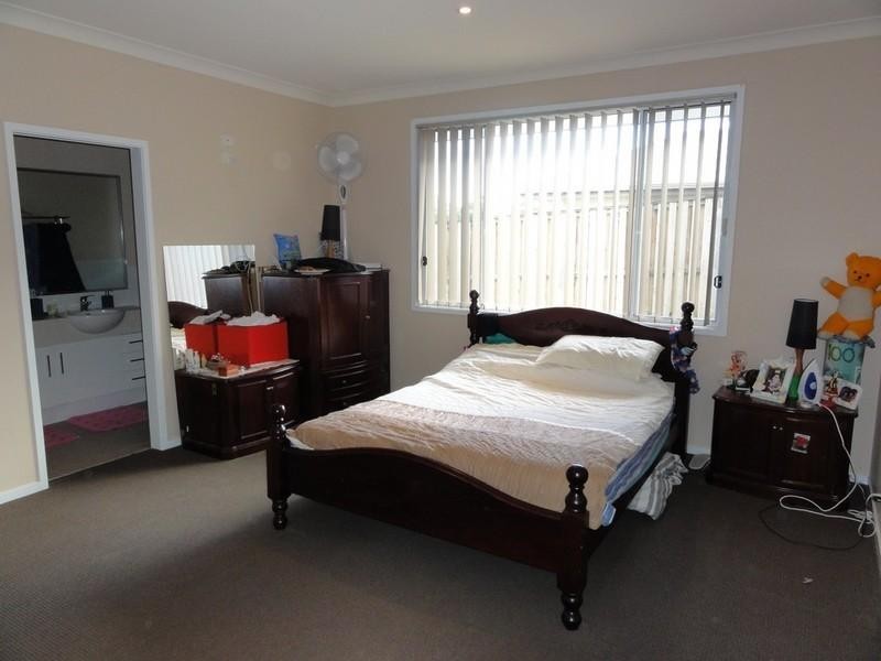 14 Berrimilla Lane, Coomera QLD 4209