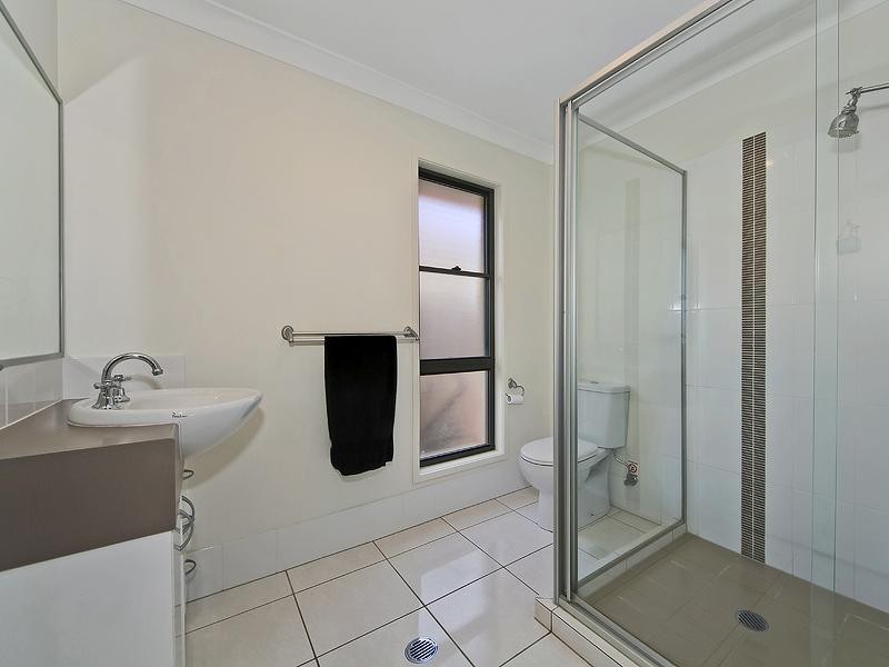 6 Ansett Way, Upper Coomera QLD 4209