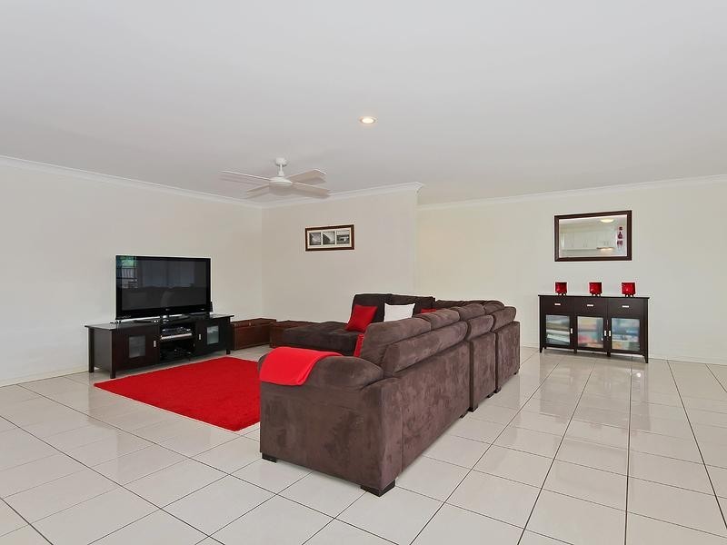 6 Ansett Way, Upper Coomera QLD 4209