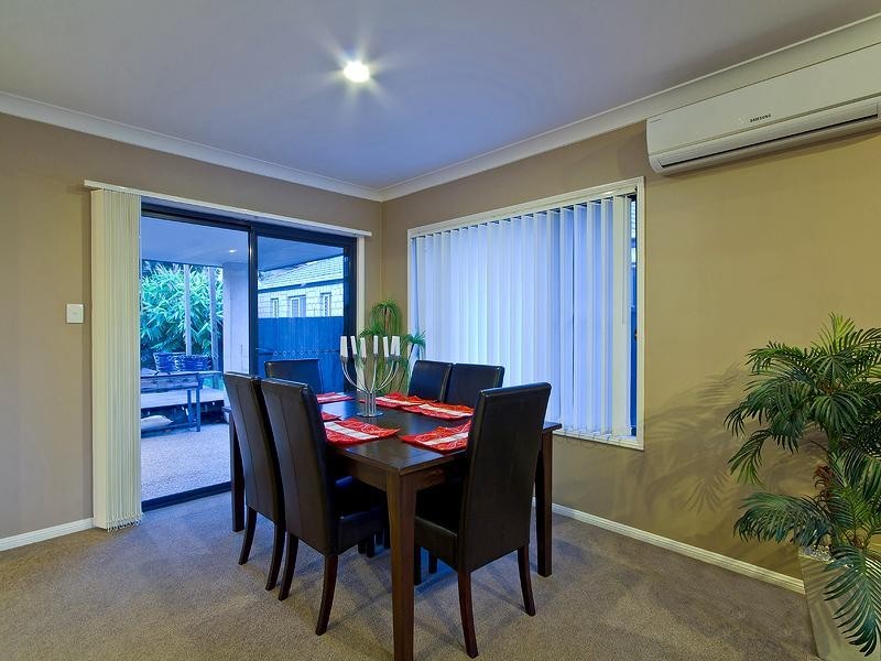 5 Sandhurst Crescent, Upper Coomera QLD 4209