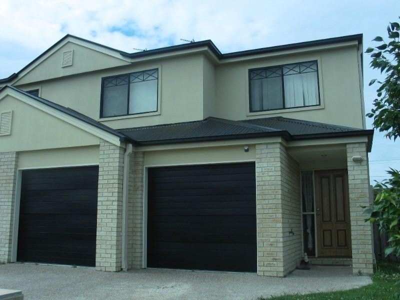 Pacific Pines QLD 4211