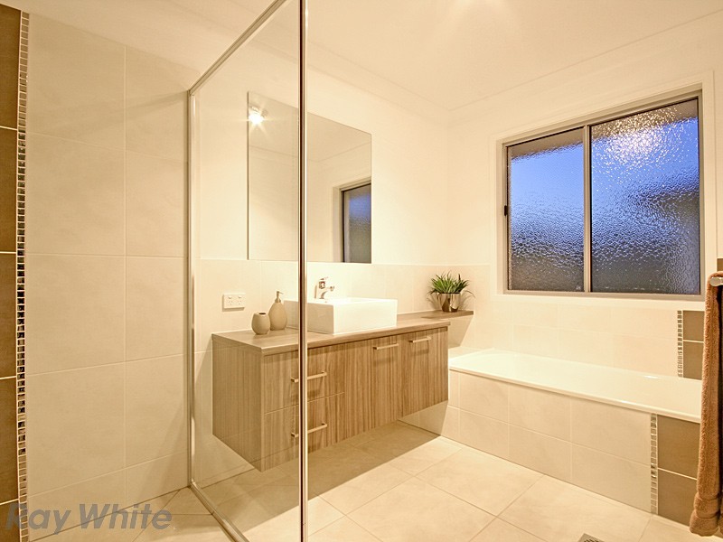 17 Jean Close, Joyner QLD 4500