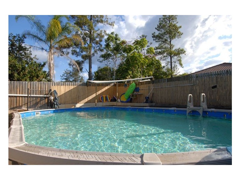 18 Hemlock Street, Warner QLD 4500