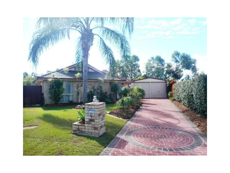 5 Summit Court, Warner QLD 4500