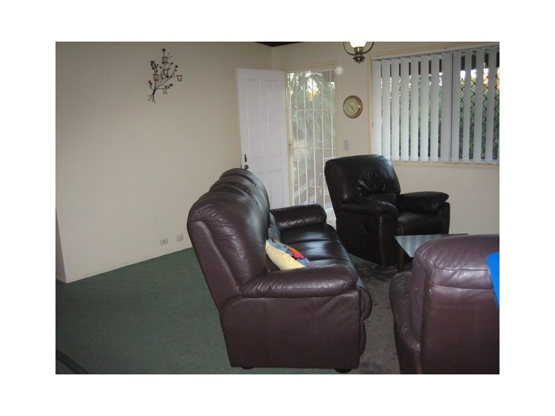 35 Carwell Avenue, Petrie QLD 4502