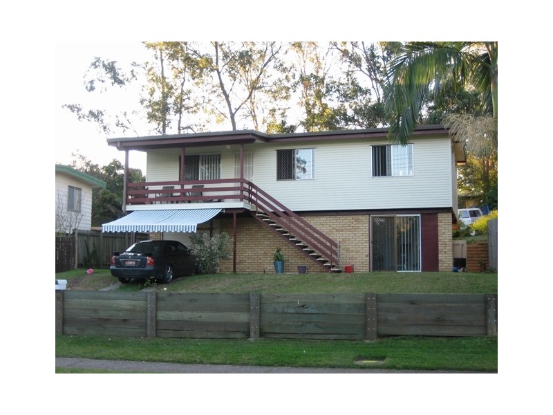 35 Carwell Avenue, Petrie QLD 4502