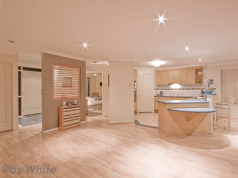 31 Paramount Drive, Warner QLD 4500