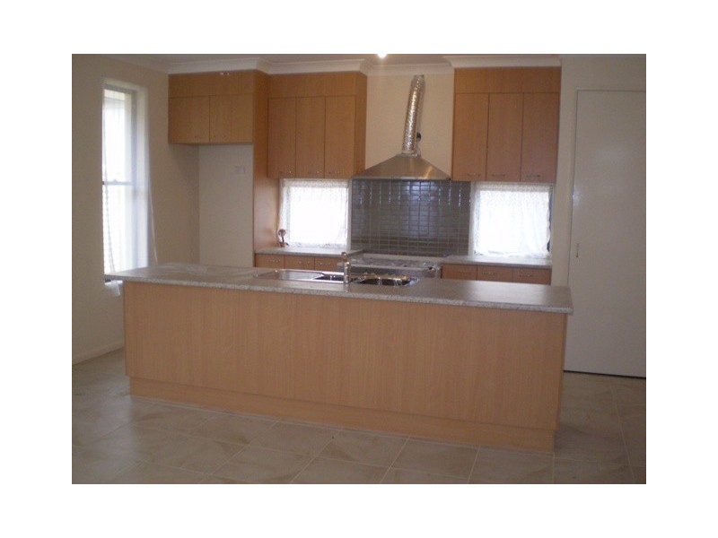 11 Planigale Crescent, North Lakes QLD 4509