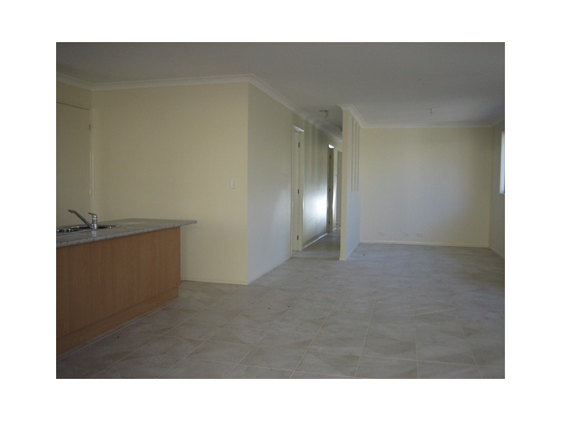 11 Planigale Crescent, North Lakes QLD 4509