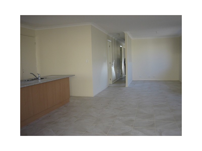 11 Planigale Crescent, North Lakes QLD 4509