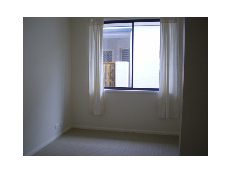 11 Planigale Crescent, North Lakes QLD 4509