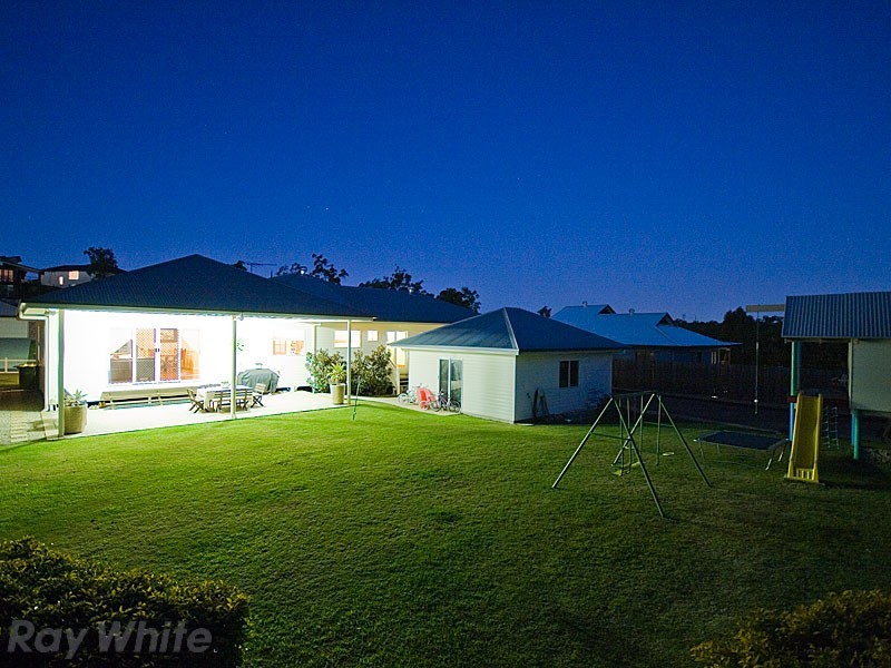 5 Pardalote Place, Cashmere QLD 4500