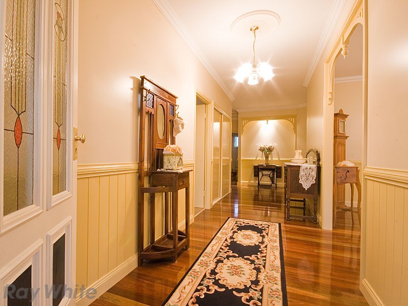 5 Pardalote Place, Cashmere QLD 4500