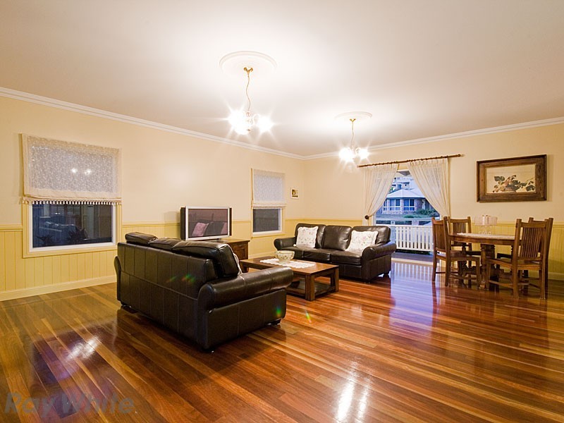 5 Pardalote Place, Cashmere QLD 4500