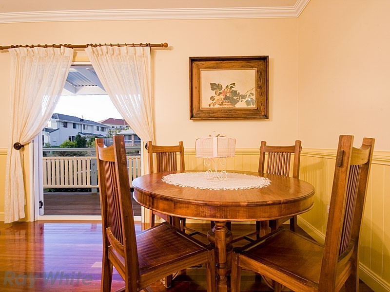 5 Pardalote Place, Cashmere QLD 4500