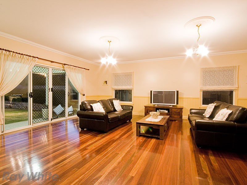 5 Pardalote Place, Cashmere QLD 4500
