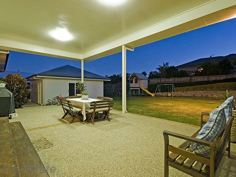 5 Pardalote Place, Cashmere QLD 4500