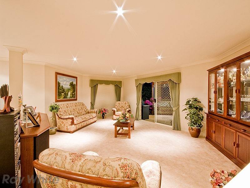 Eatons Hill QLD 4037