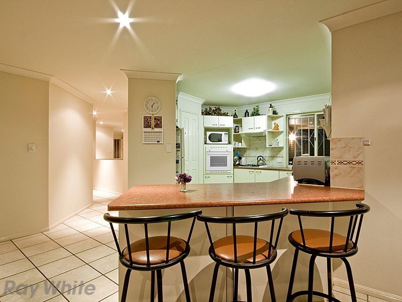 Eatons Hill QLD 4037