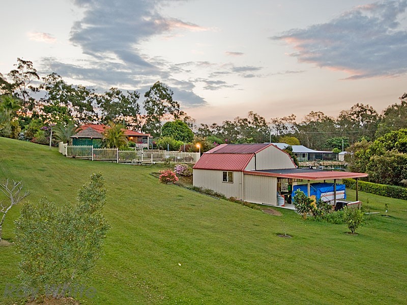 Eatons Hill QLD 4037