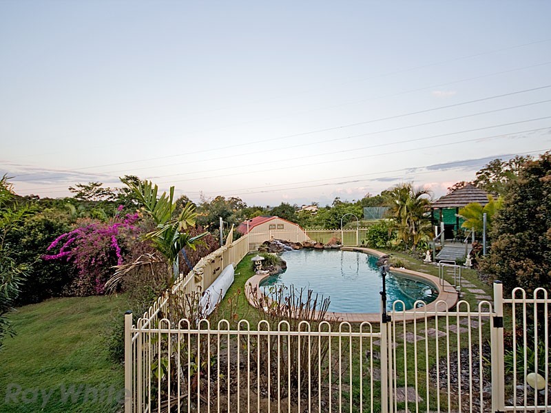 Eatons Hill QLD 4037