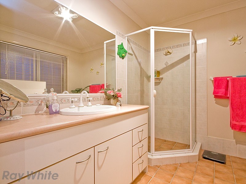 Eatons Hill QLD 4037