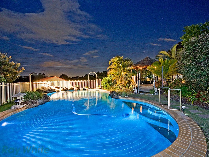 Eatons Hill QLD 4037