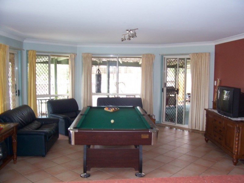 9 Pride Court, Warner QLD 4500