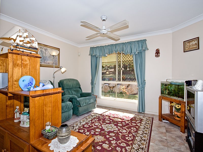 24 Whimbrel Street, Warner QLD 4500